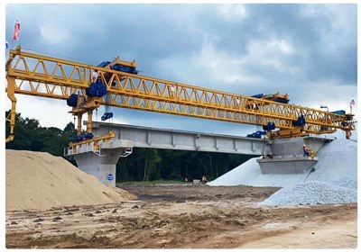 Mesin Mendirikan Jambatan 200tan