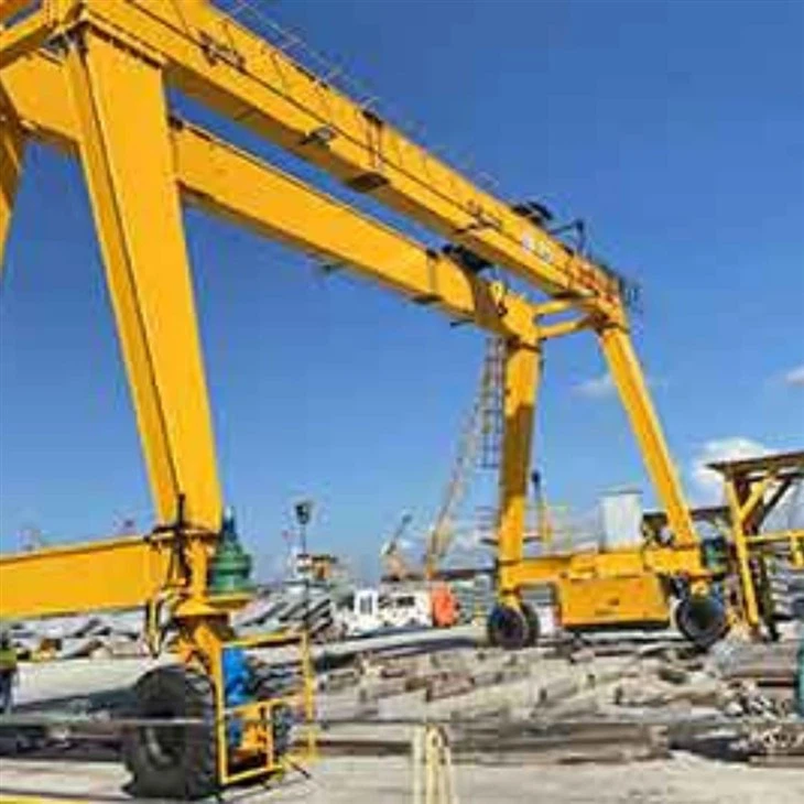 200 Ton Mobile Gantry Crane